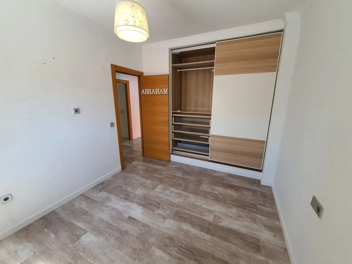 eed6c2d4-a9c2-435c-a5a1-e98d3f8b307f