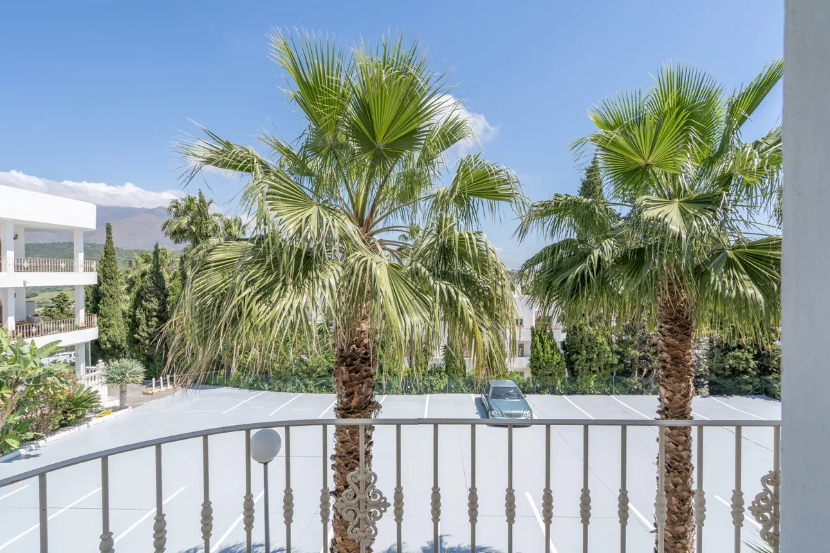 087f2acb-e345-4c01-b29d-ad6595d31201