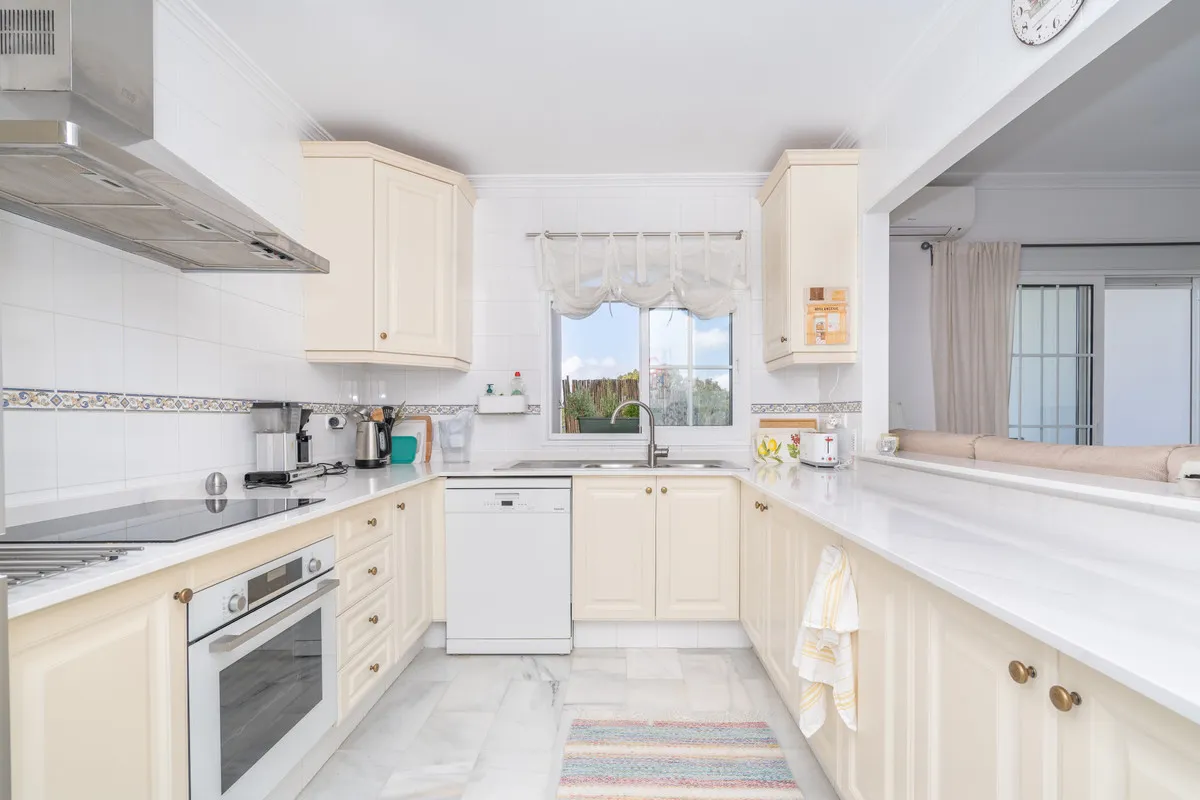 15e87f58-1235-411b-a689-4a063b16af03