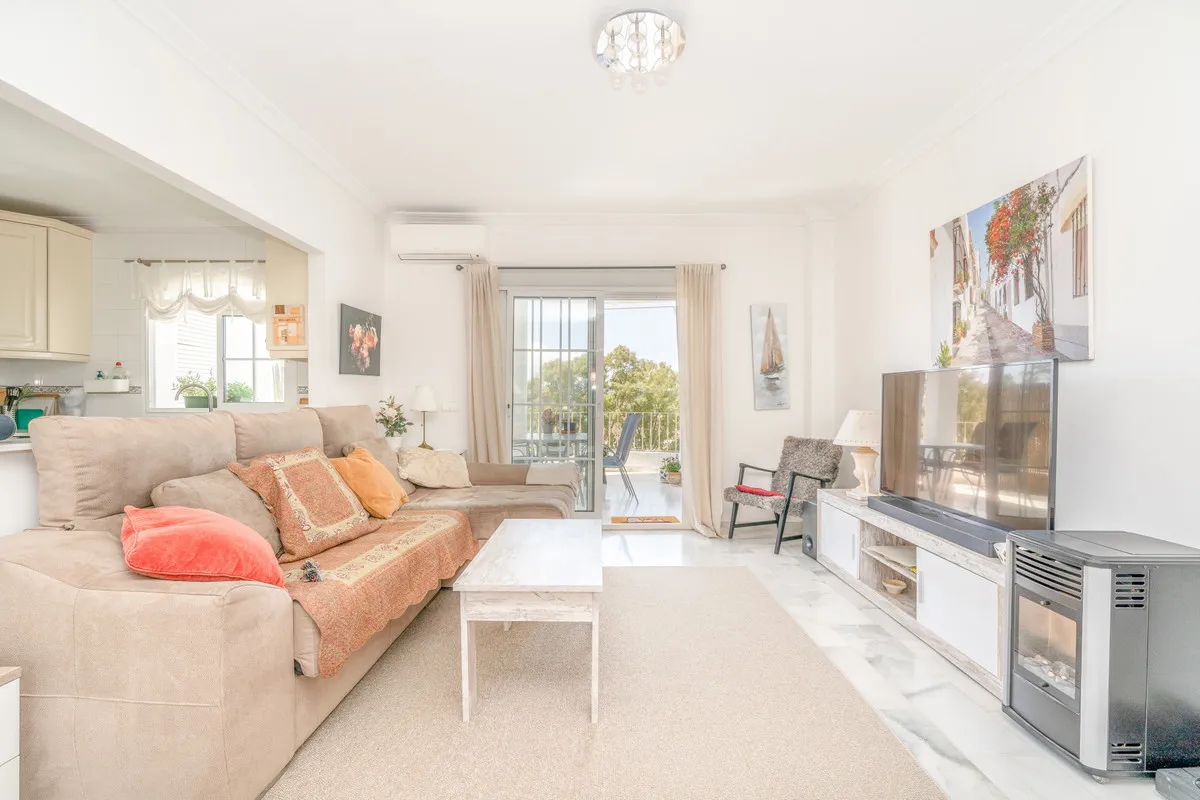 6d7d10e1-a4f4-4daf-aa8e-3bd746b946c9