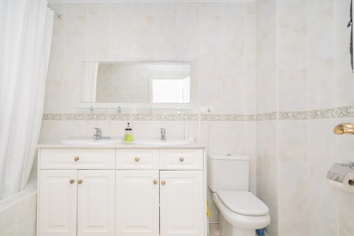 e5d88e34-2469-4e94-aece-2e9e55a7fe77