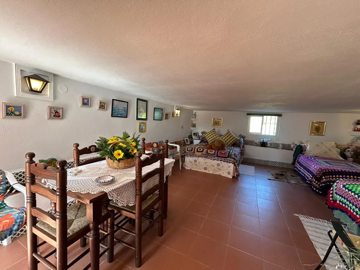 0199d3b8-de70-412e-9a76-242bc2ef00e8