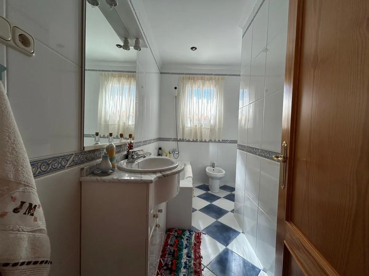 526189c9-4c1a-4974-b91d-ddb67aa1c35a