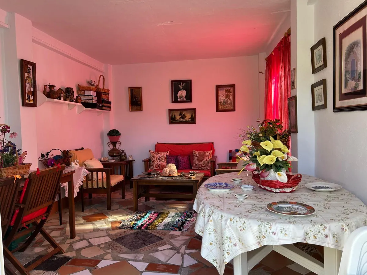 6d2f484d-c8db-4e8f-b958-aaf248562b9f