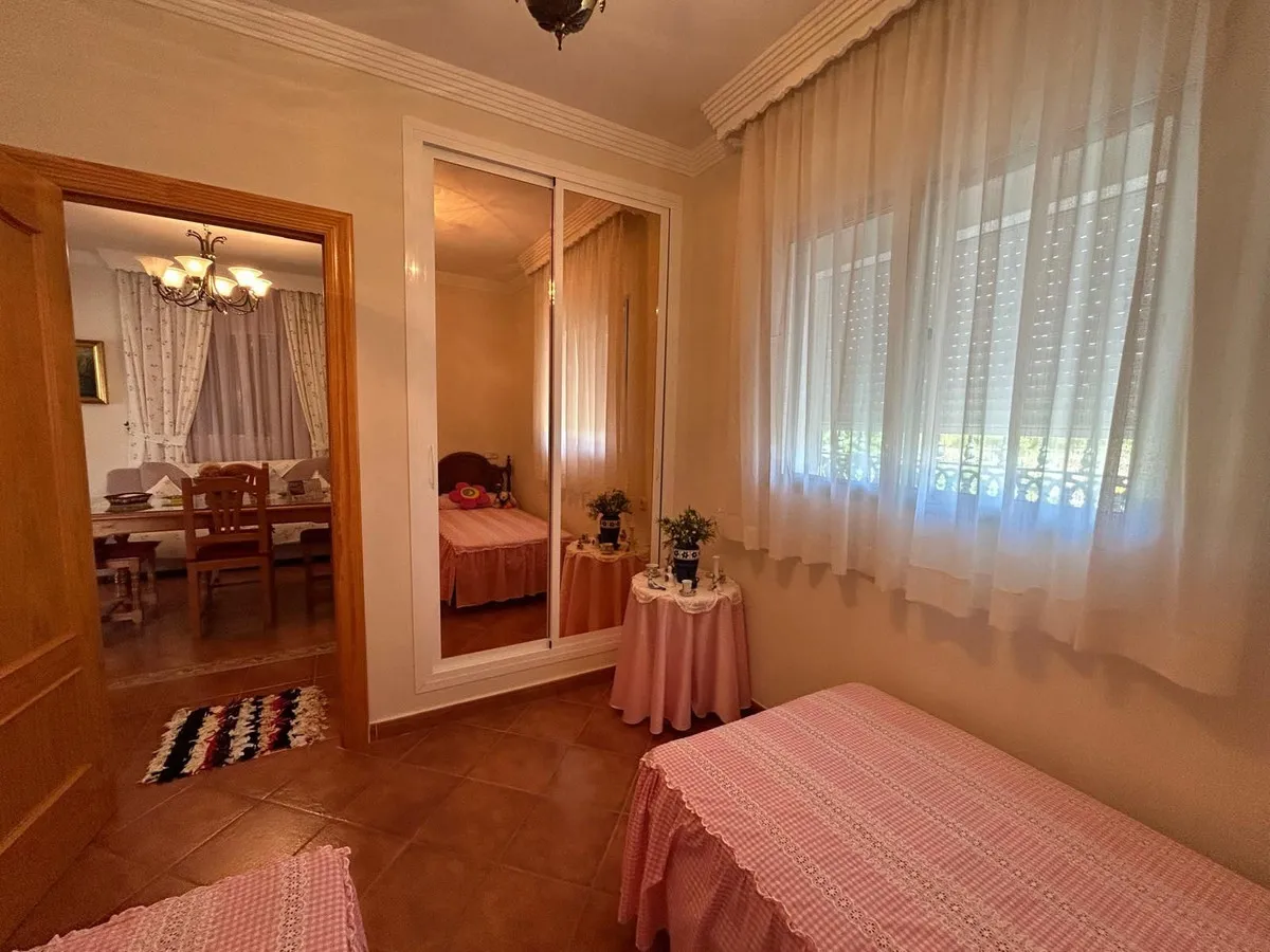 6eadc68d-8966-4225-b071-4be668324795