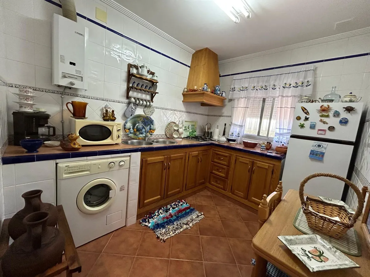 8e2e1308-9f9a-48ca-a515-afaccea3eebd