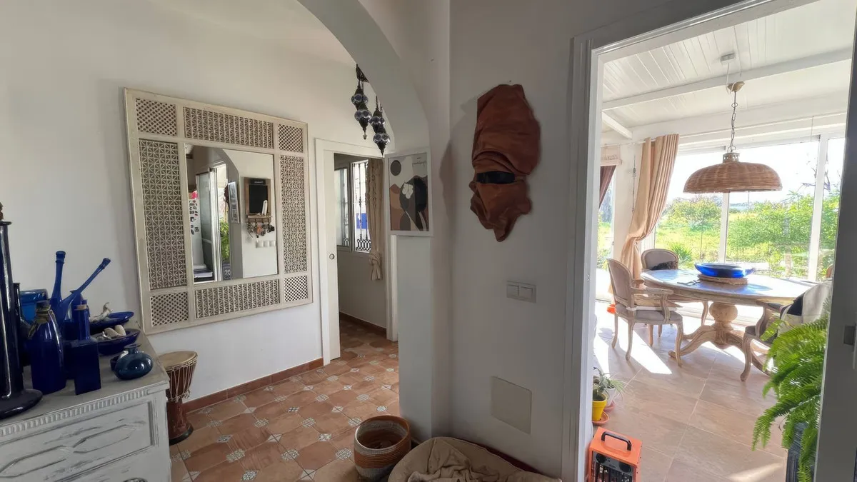 2f96e910-78f5-4dca-a852-024a654f7b73