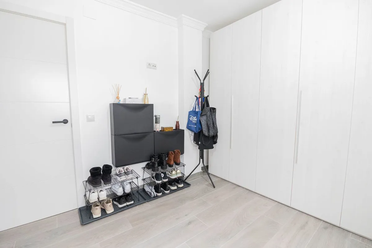 c96074bd-1405-4052-bbef-4841b33a5037