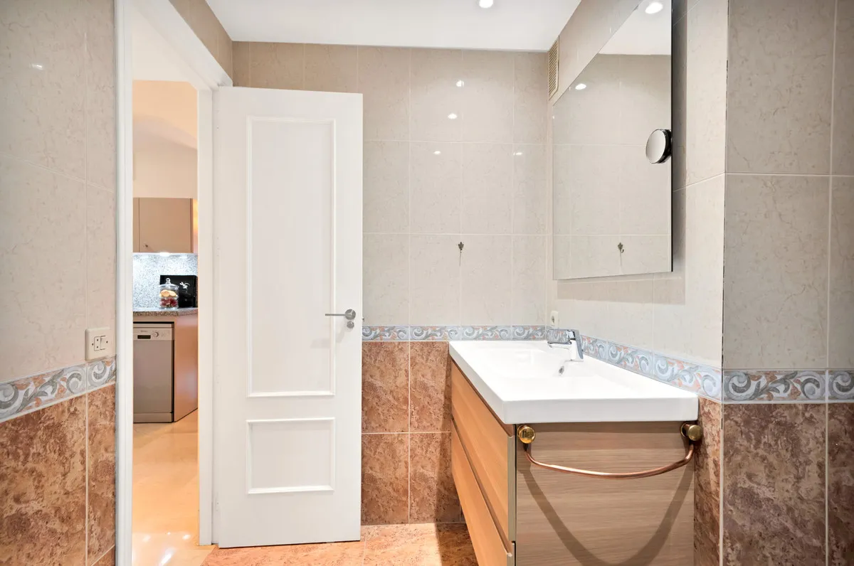 2030ad9b-210d-41f9-9411-429b584faf93