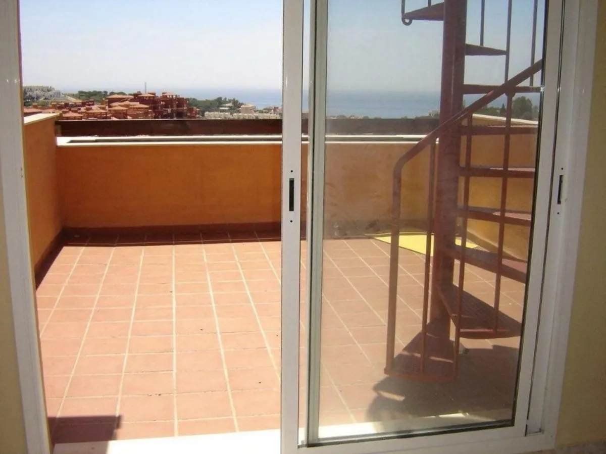 77783835-449c-49c2-94c0-be3138a6f239