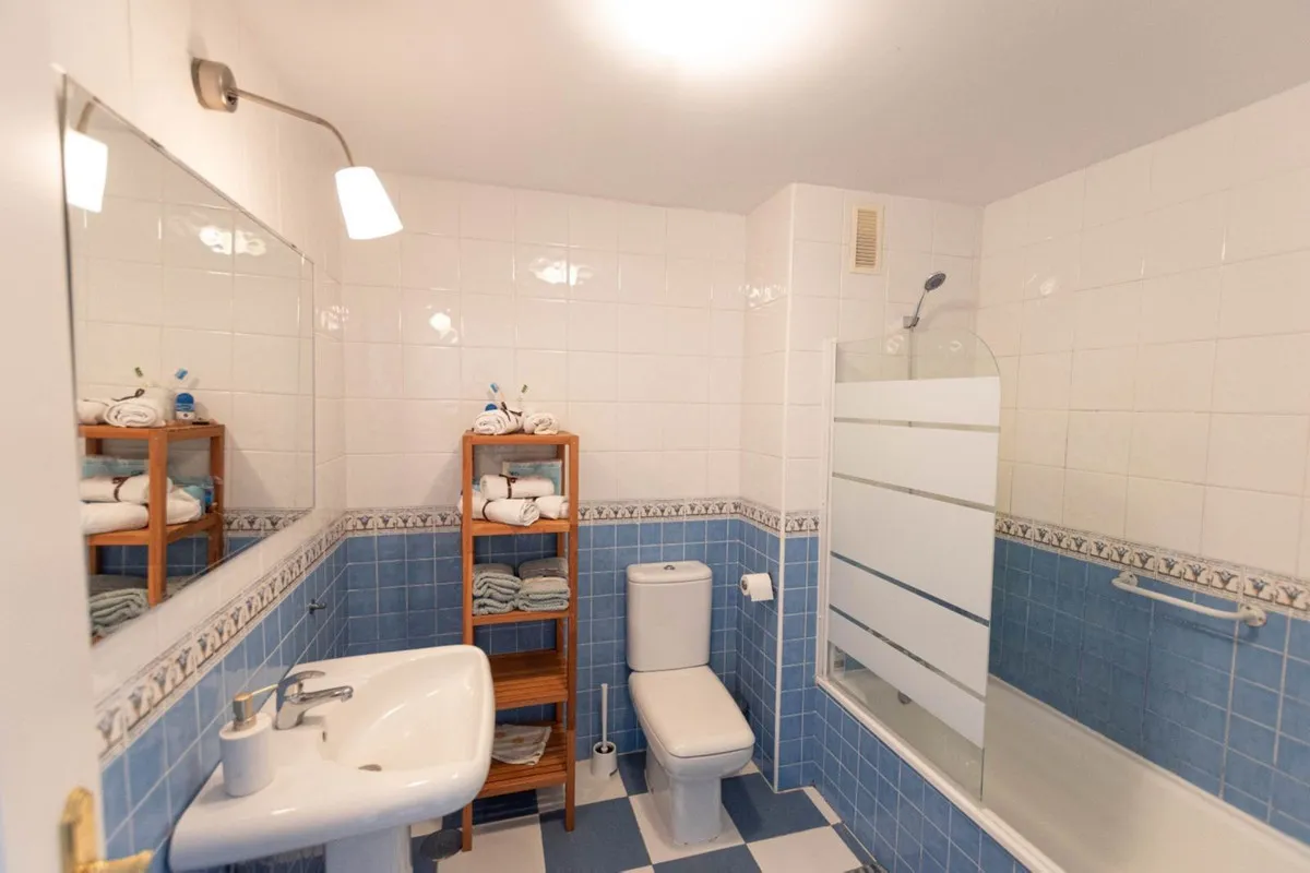 b67db636-e32c-410b-b284-96e1d5800ff4