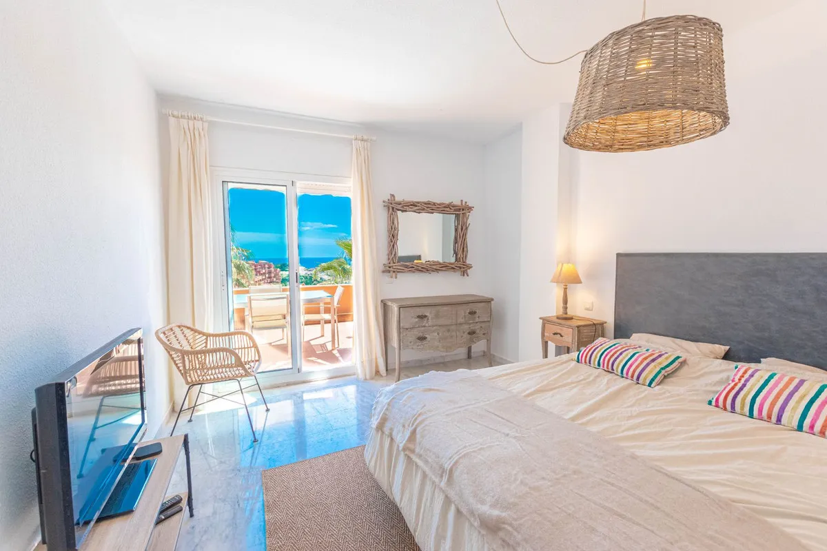 ea937d43-9d0a-4b74-89fa-707bd85b2dfd