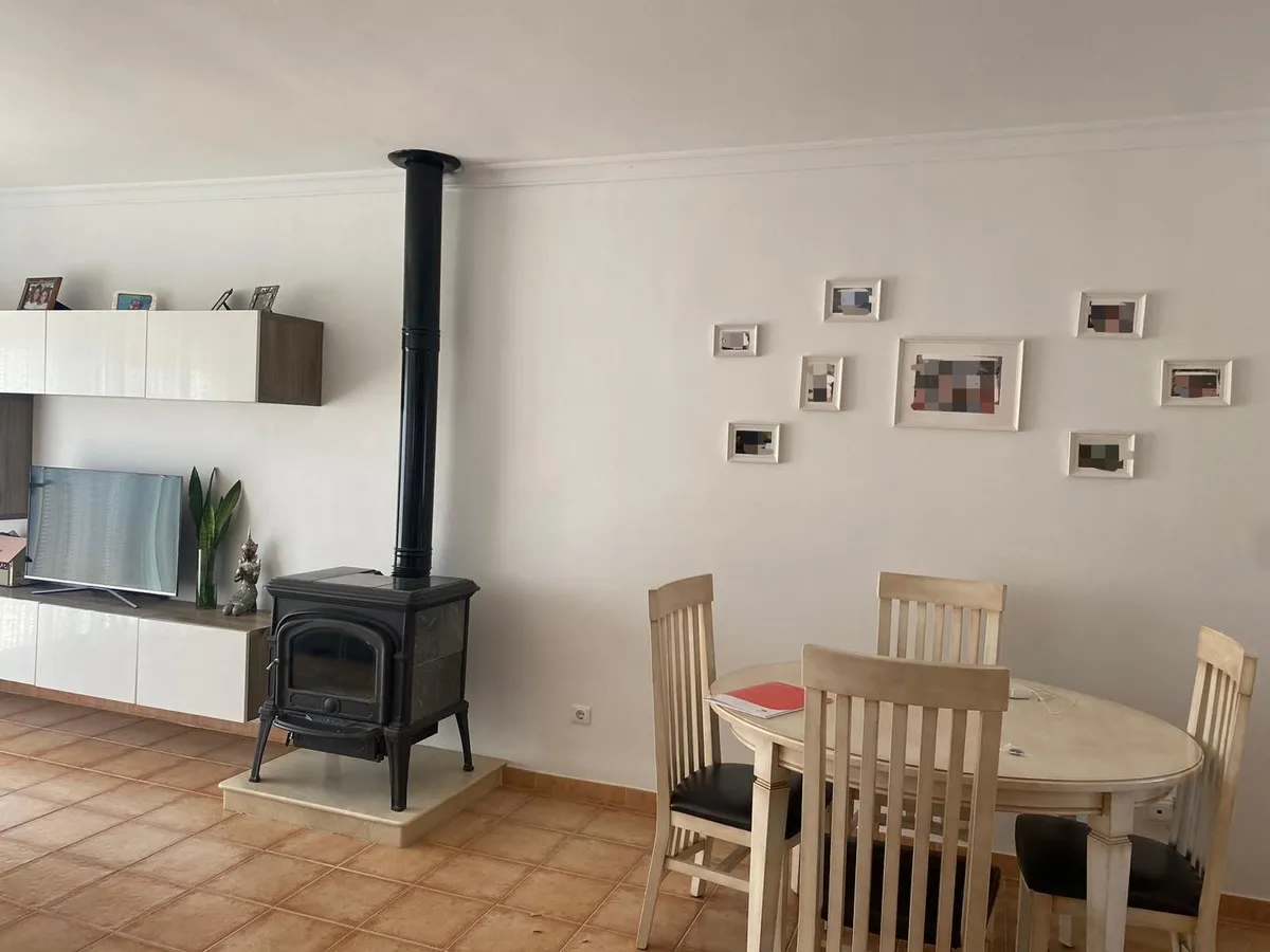 ea28836b-cb83-484f-9f4f-2f9bf075a121