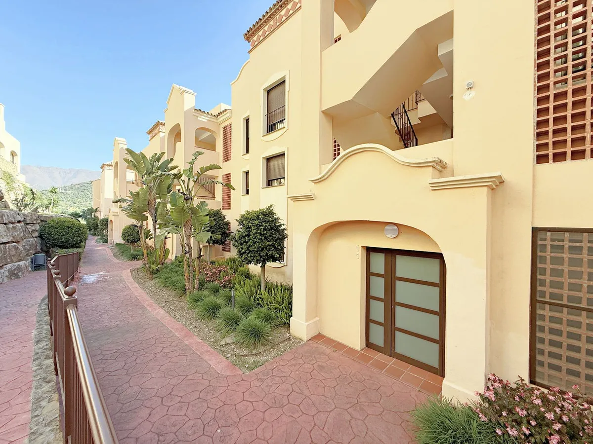 465af6ab-344c-484c-be42-326c947d3009