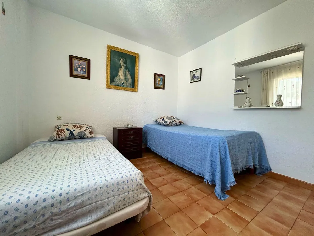 8bb9bc51-d9d9-479e-b8e5-af8fec1a2891