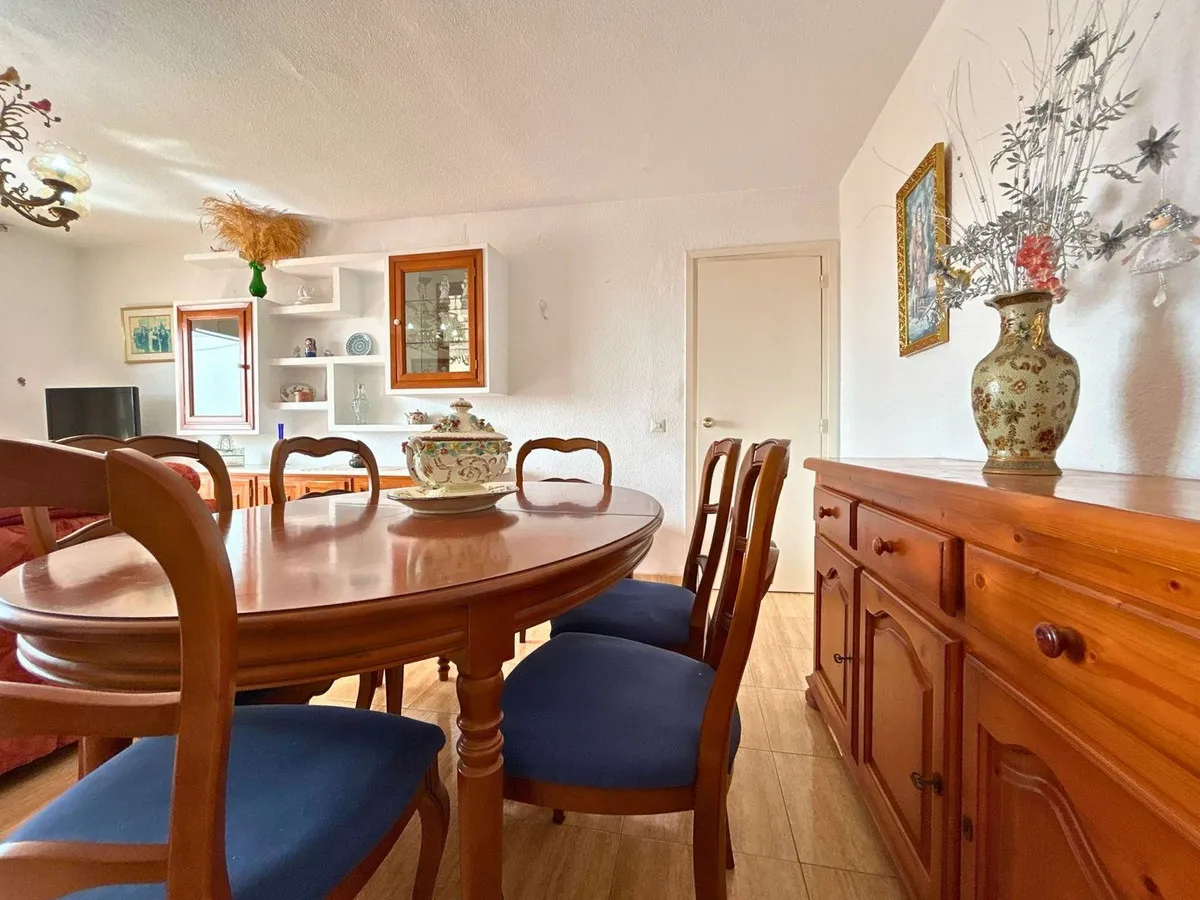 8d5d76cb-9a7f-4ad2-89fb-201977e5afbf