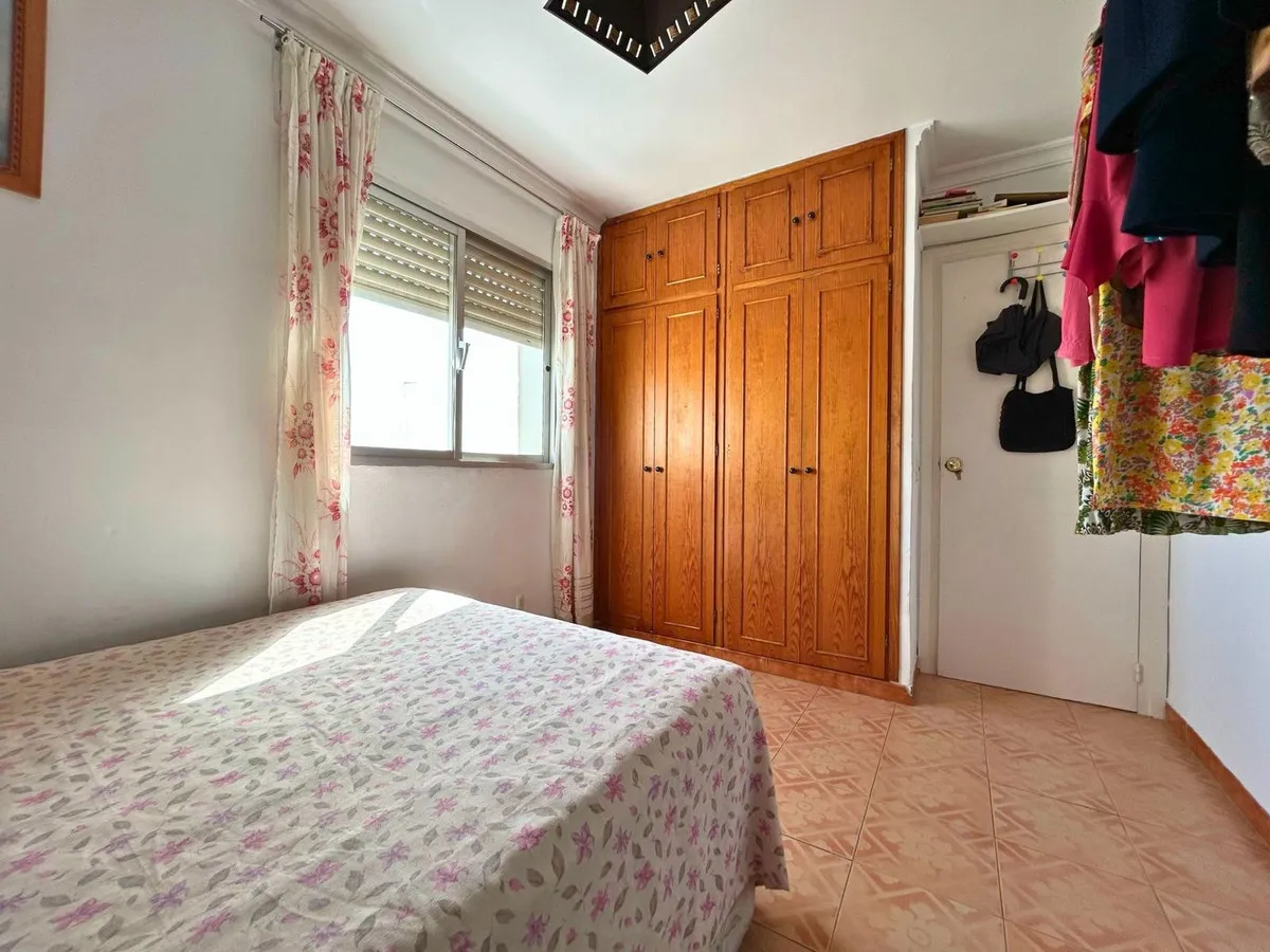 b33c976f-c9ee-4363-82f2-d62881688f14