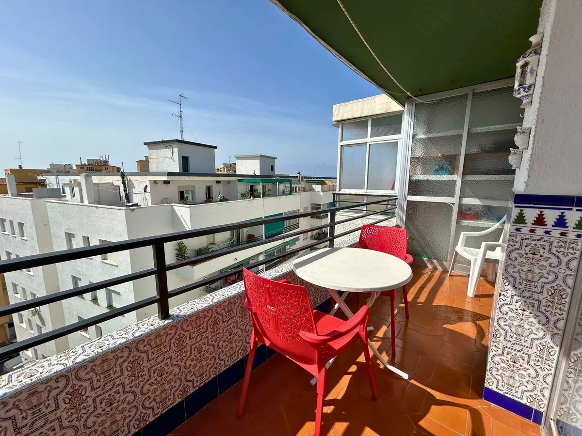 e3295ecb-d855-43f5-8687-4d7d4f5bca86