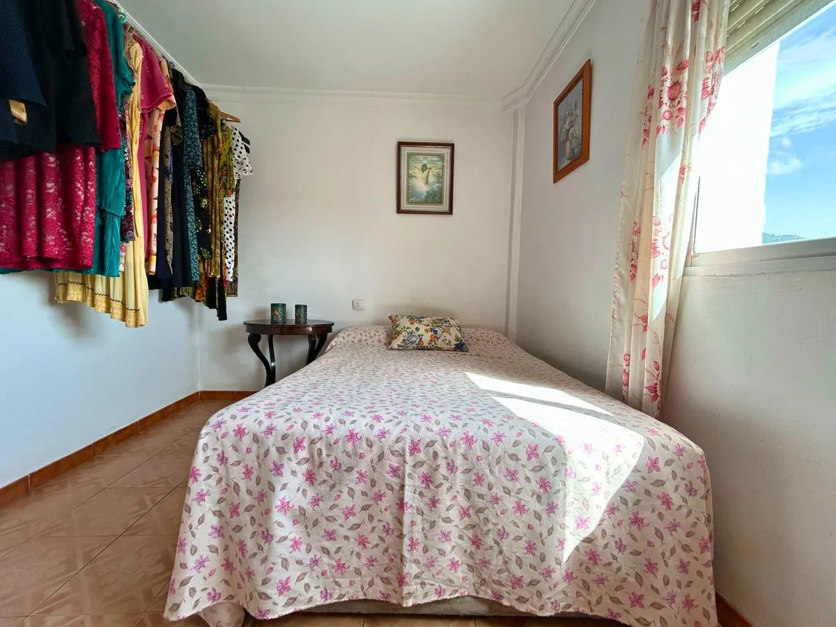 fcd4c499-c102-4f43-a806-c9fbddda5165