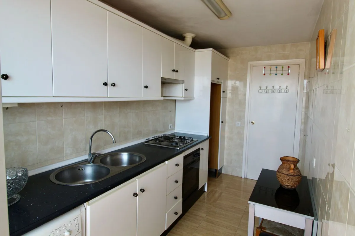 33c5d44c-1933-4bcd-bf78-f81ae0e78edc