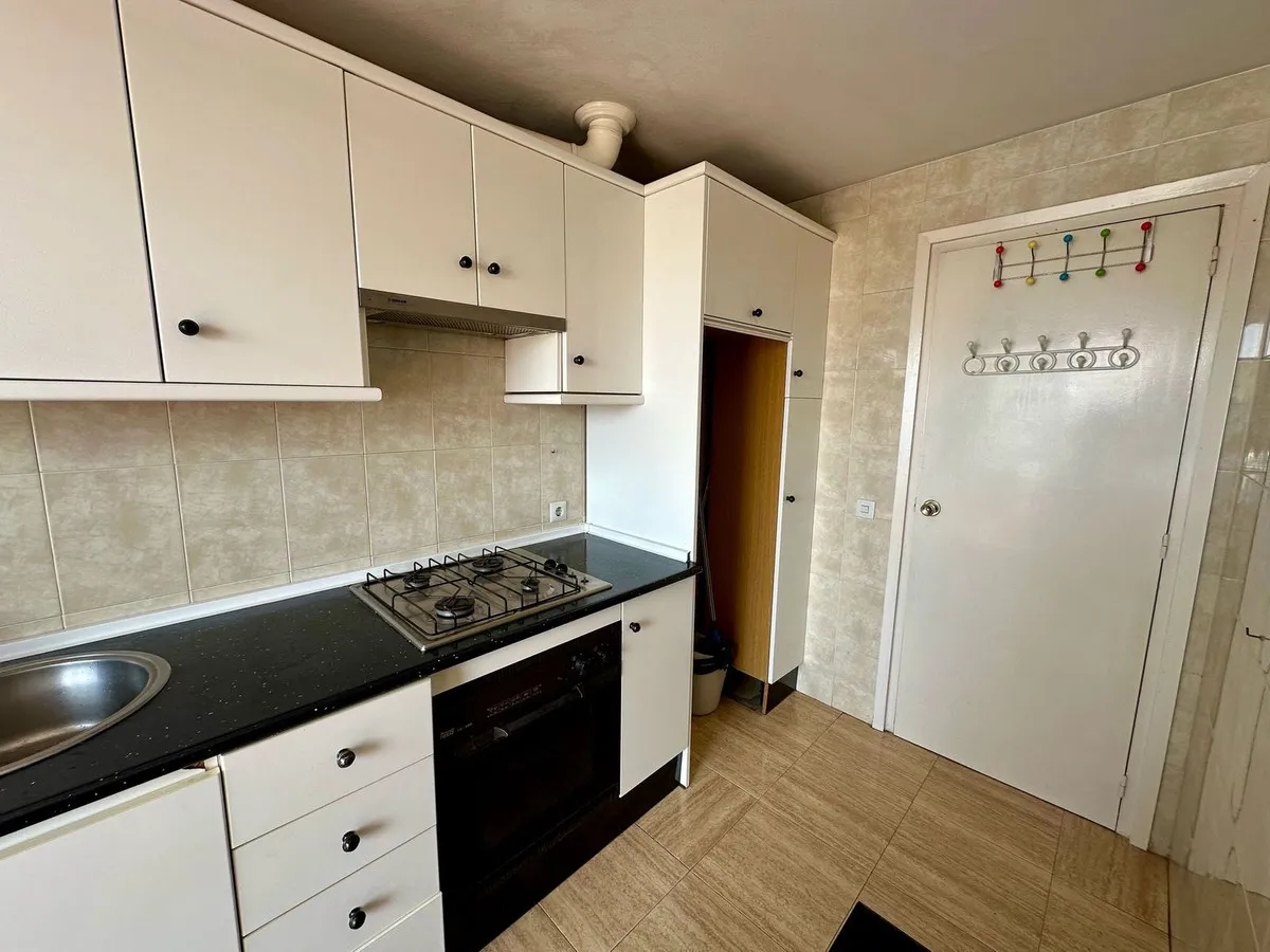 d4da275b-f604-43f6-bf0f-7fc02a1975c6