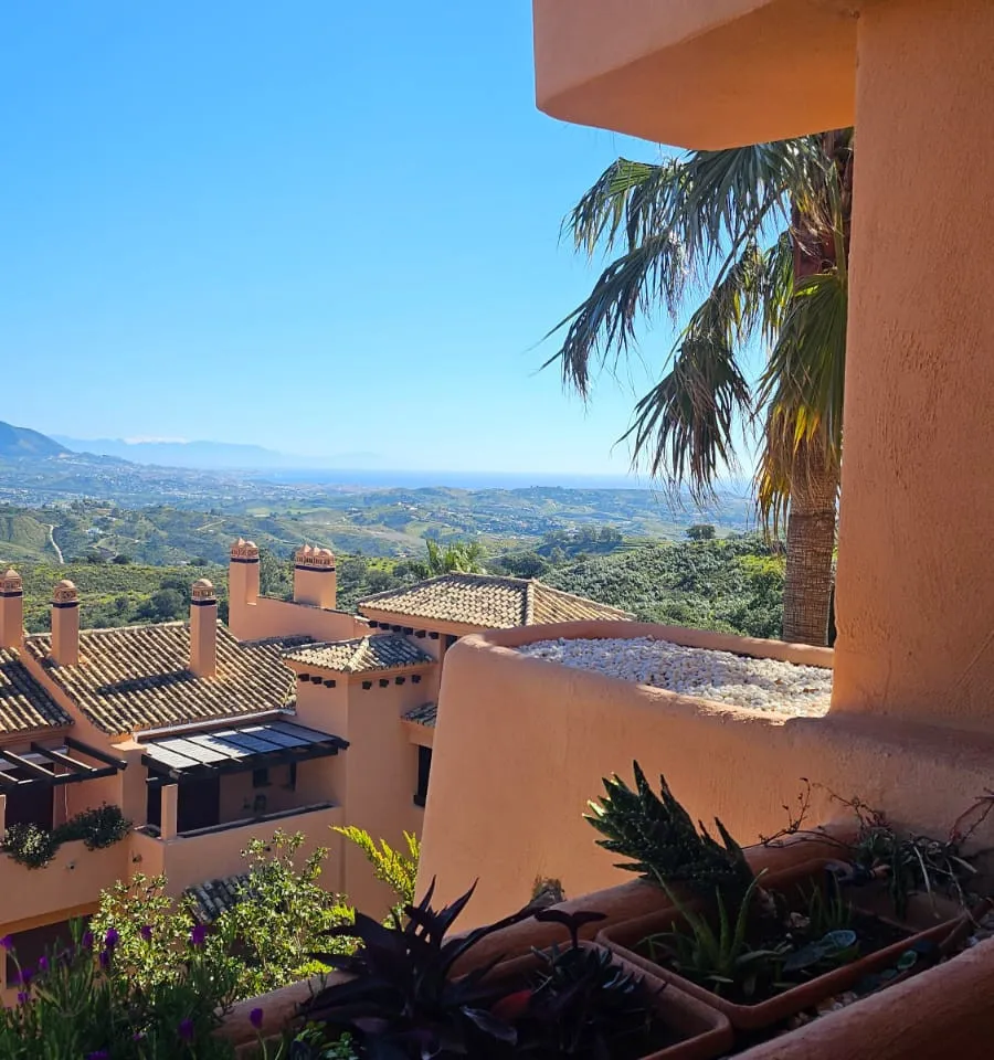 2a7e966b-3728-48a0-a63d-d947bbe79306