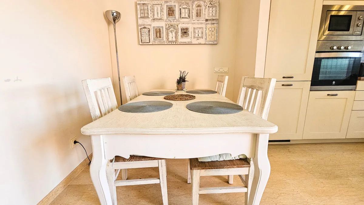 beee354a-029d-4d8d-9340-f43142d37556