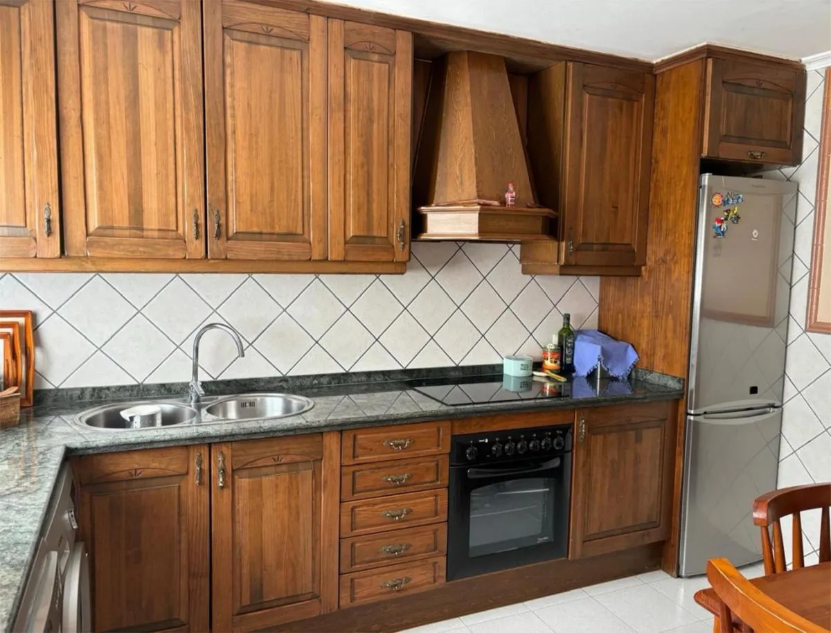 1e13f8fb-575b-4ba1-a385-f2c47a824dc5