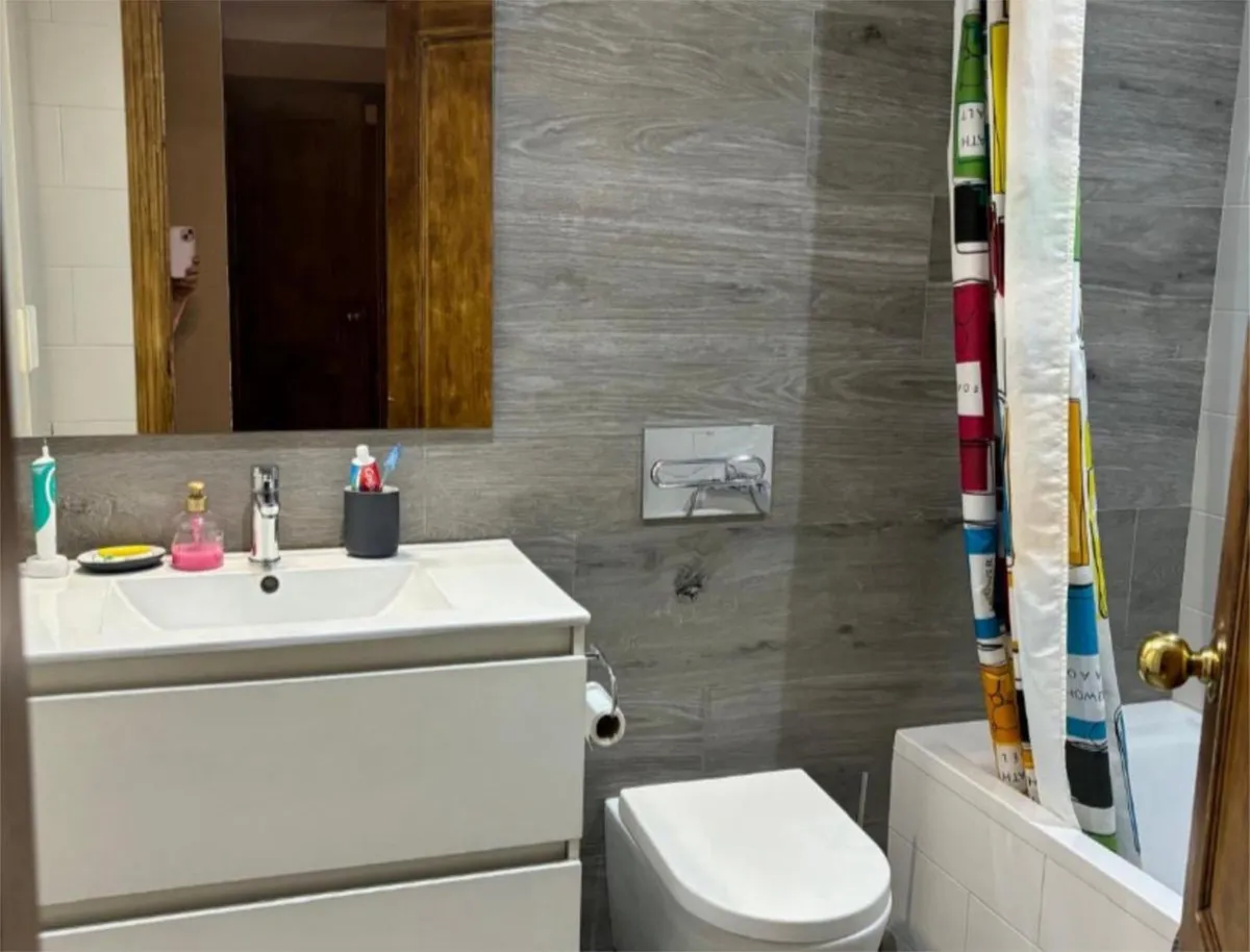 ecd766cb-c0b6-4146-9b39-5f50ab772155