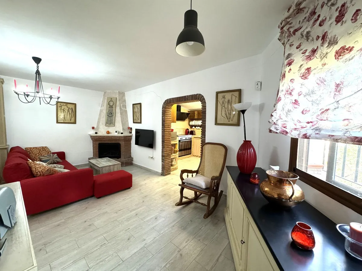 08af635a-00d5-4ee4-b89c-6d5364716d7a