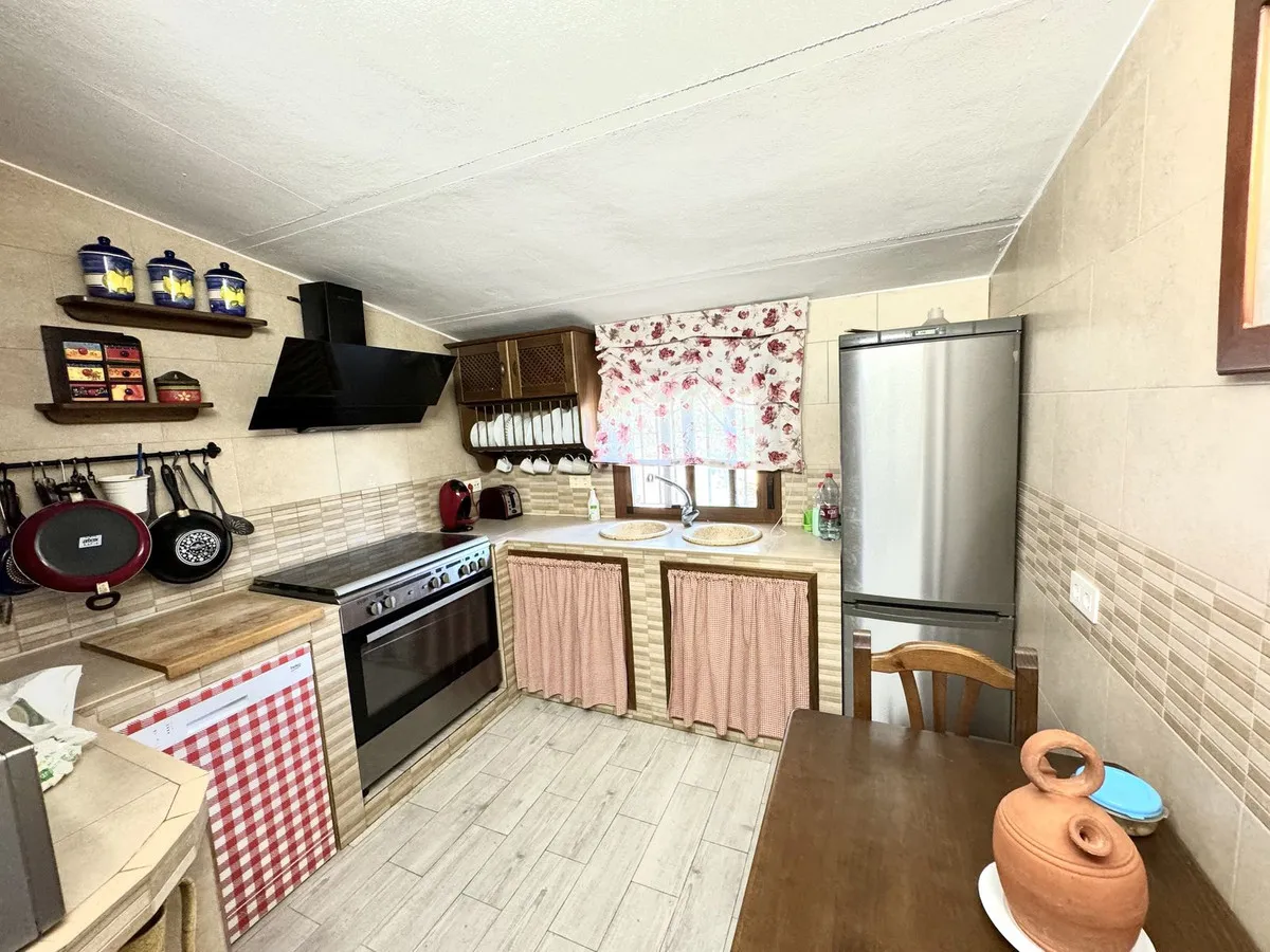 94714fa0-c624-4e7c-9b67-6e9736a9a561