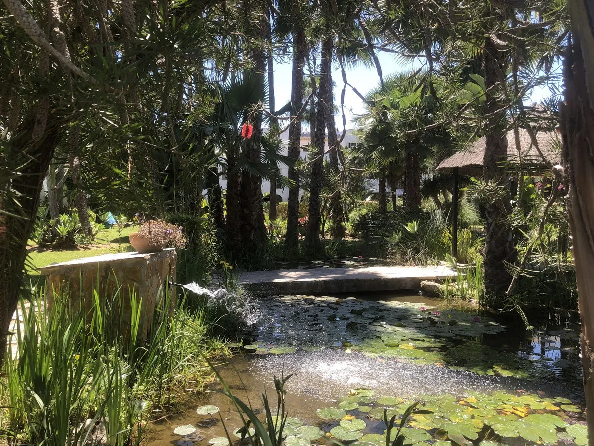 4b6e2242-c5e2-4a2e-9655-6c2f57b304ec