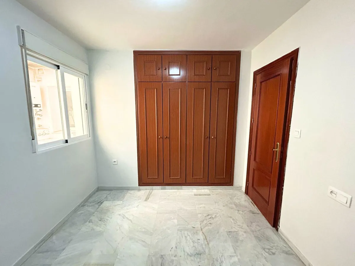 4c6b98ba-8648-4419-a812-aee11fb38211