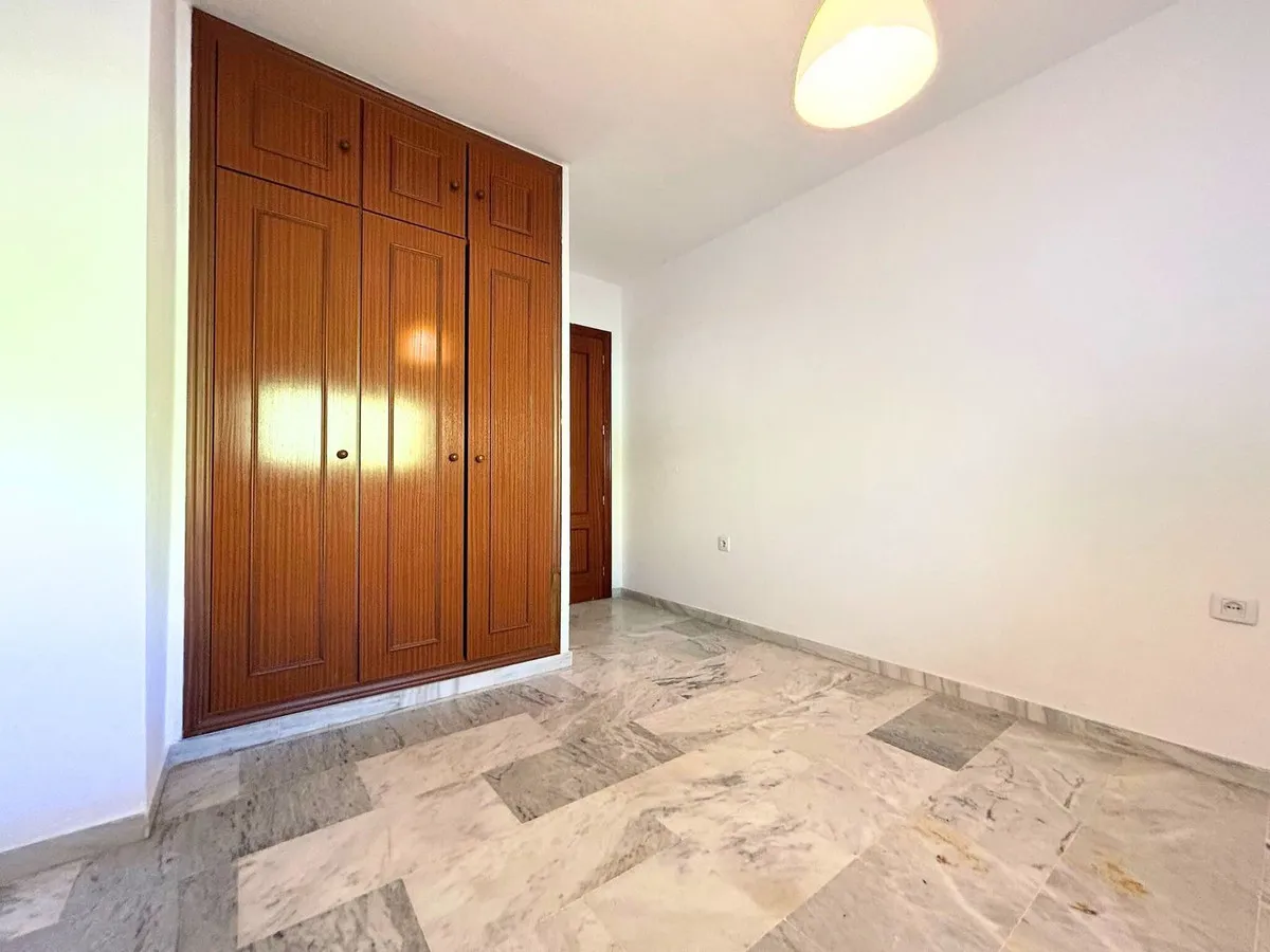 b3690dfd-ffbb-4fda-a951-5aaa307063c6