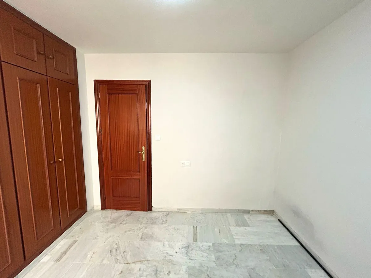 dab5b527-acf2-4f15-bb9b-4ce30e74e895