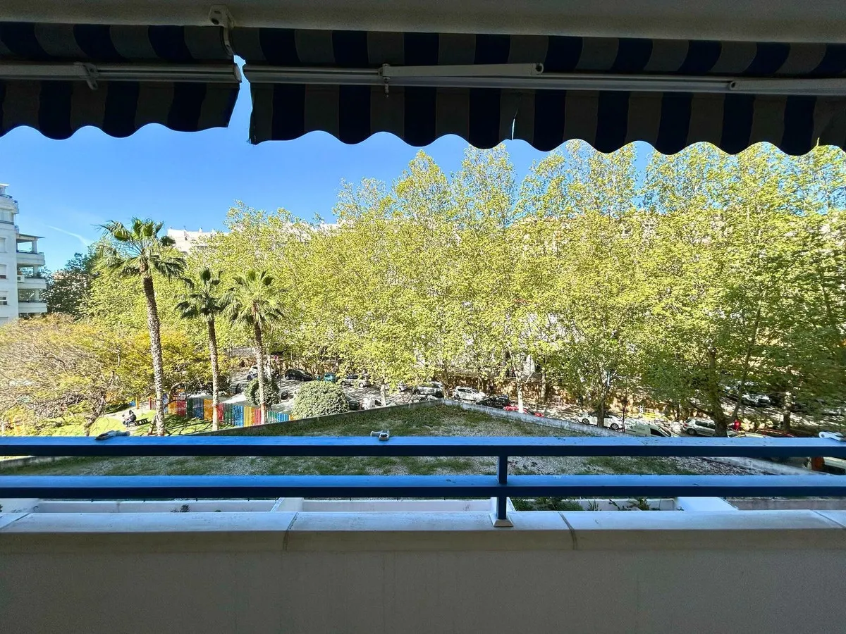 ea1b4235-d74e-4004-8972-c135a8849d3c