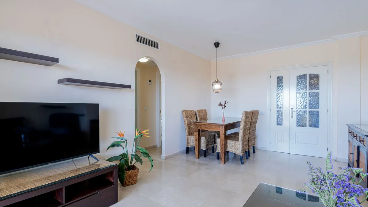 21b4f2cf-0e7b-40c1-8963-596299fd115e