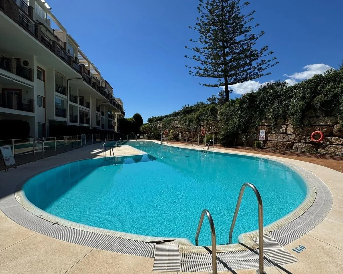 842e2753-28e2-48b4-80d3-9d0fbac3107c