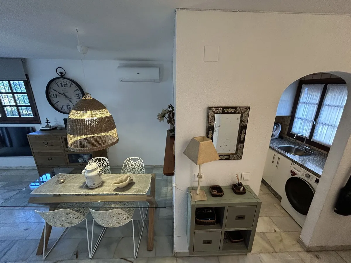 543aa1f9-f23a-41d5-b89e-cd4d02f370fe