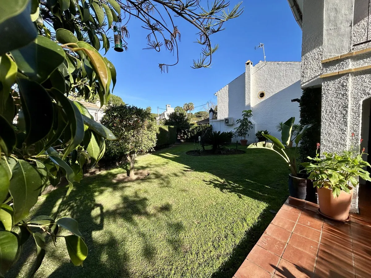 763d822f-878f-4e2d-bc2c-c72641cb41b8