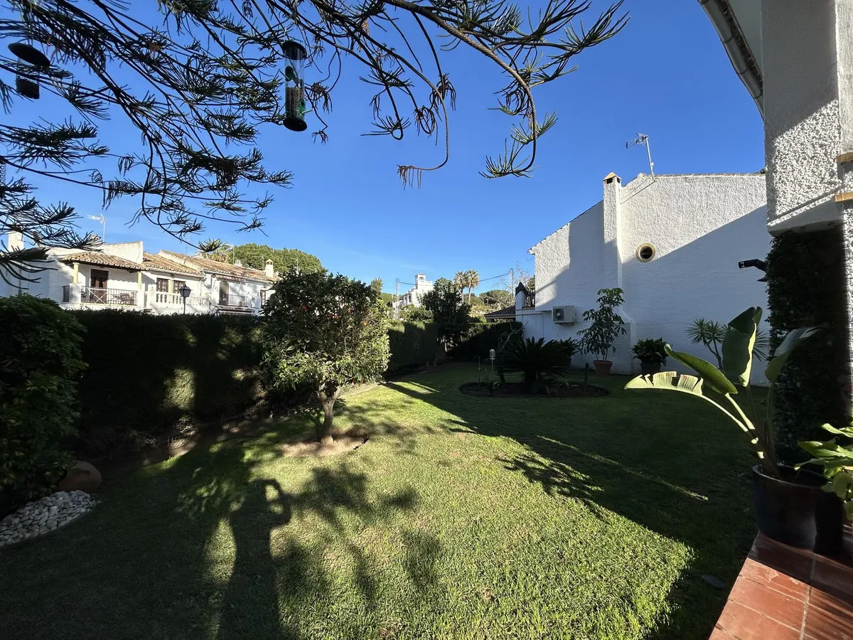 d934cf58-d885-4a0f-8a76-e197e13b253c