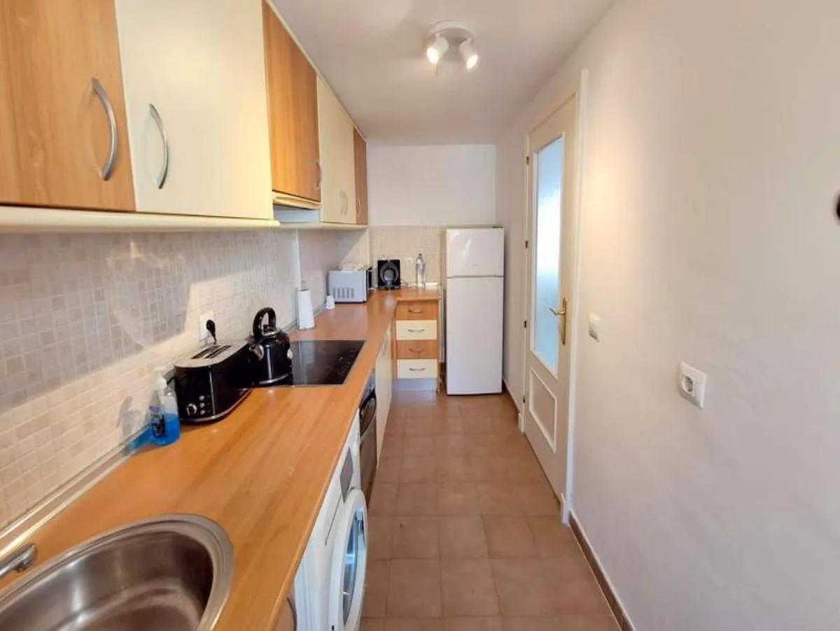 3a0dad93-4bbf-4945-adb6-fd657dea3156