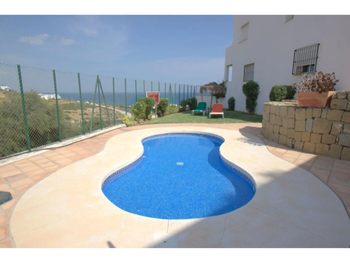 959914c8-2e33-4a43-97ec-7351f964c7d7