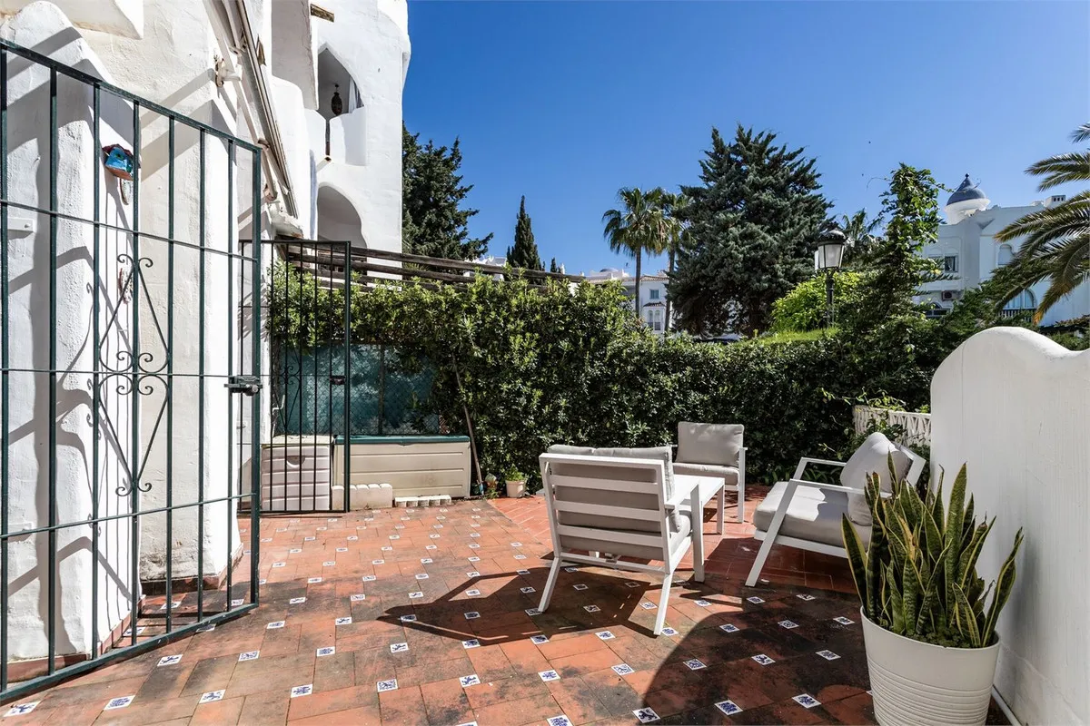 6cffb390-fab9-4204-869f-95d59c0fd272