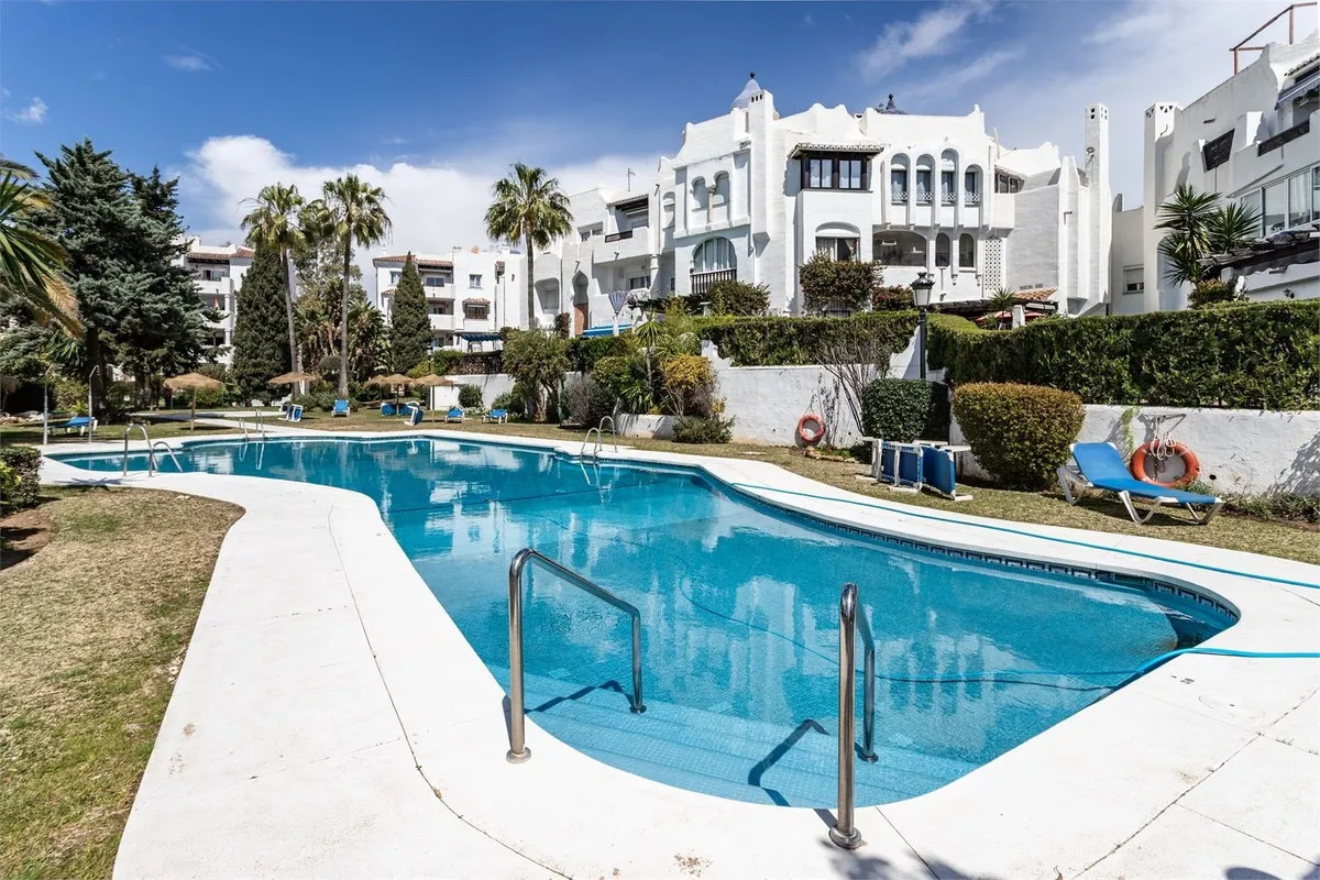 cc5da1a2-5a4c-403b-a2ca-bc157f61cf3e