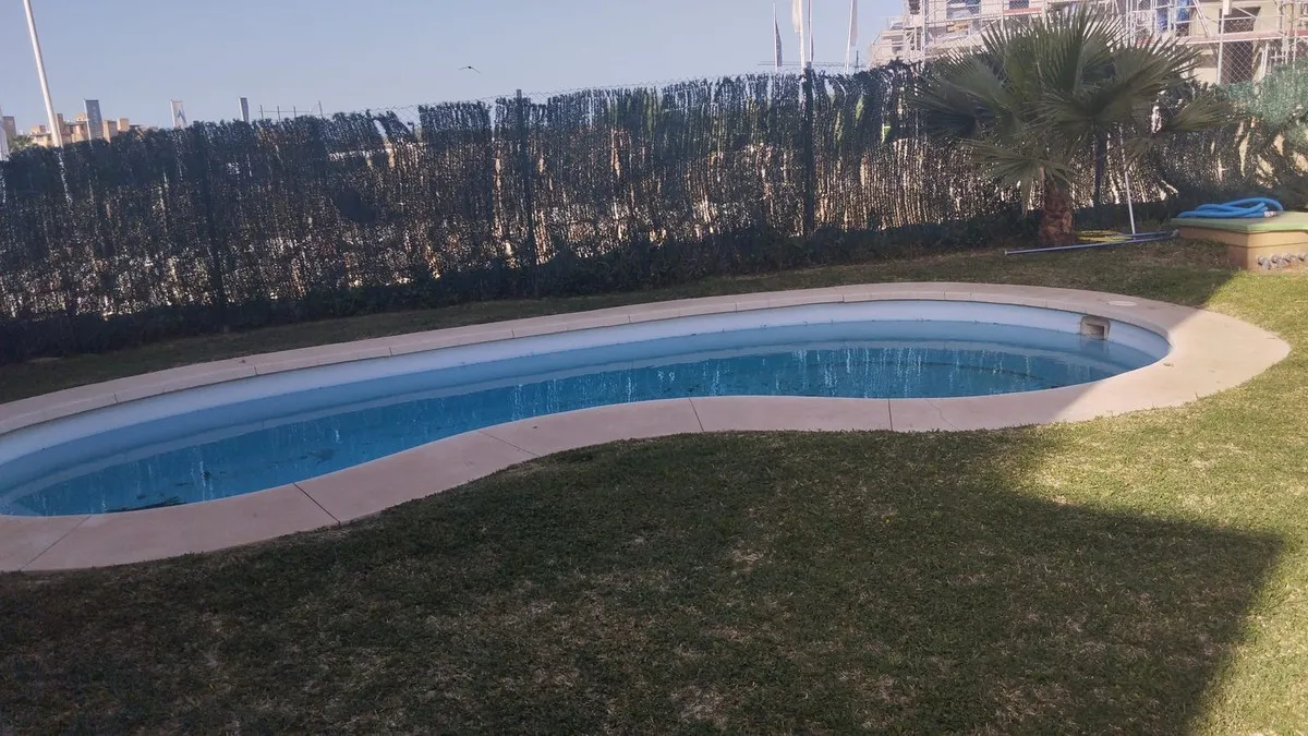 a3e711a6-17b6-4d7e-9d1e-d1e6ef7a51f1