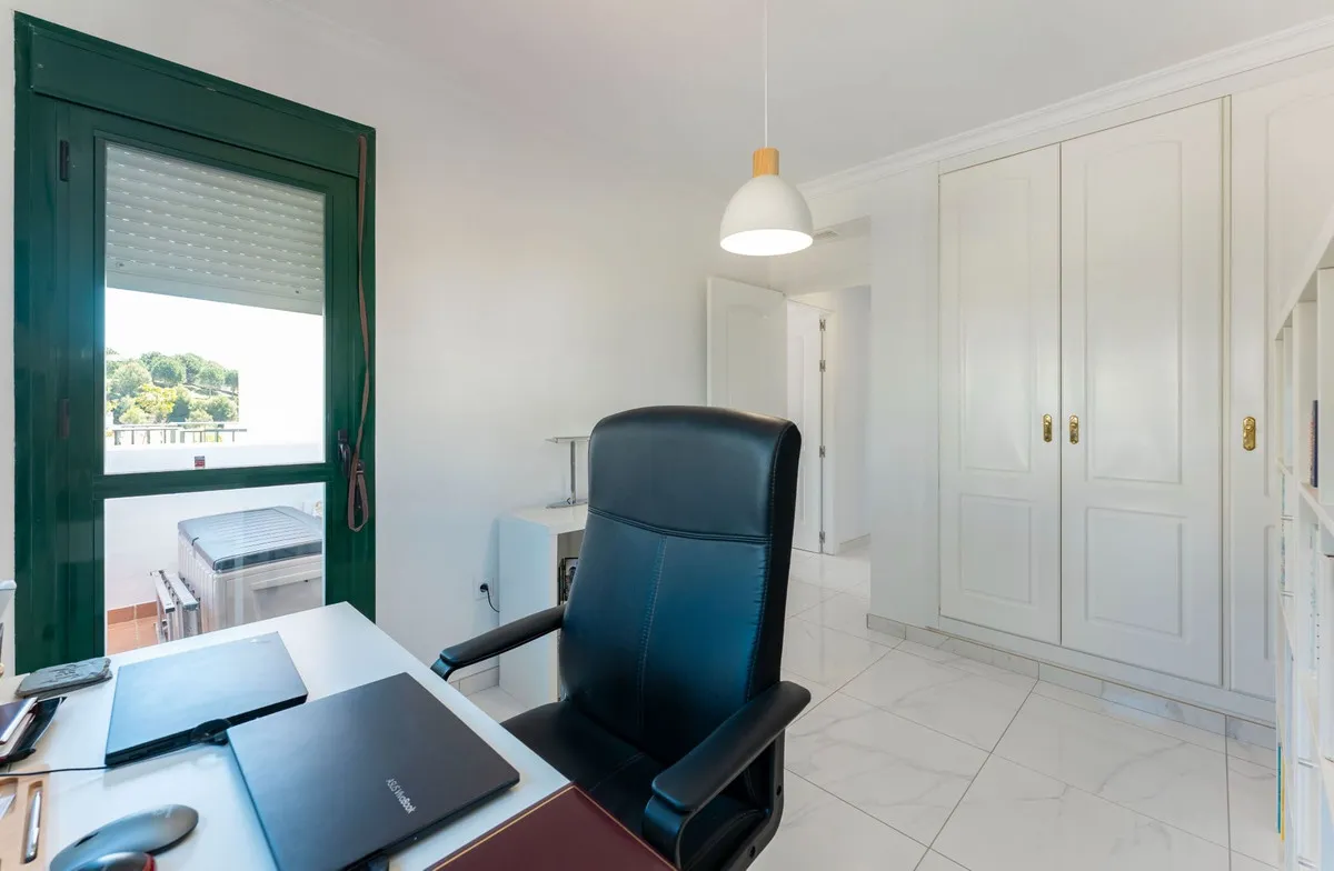 07d8c75e-8e8f-43f7-bf60-eb6c96b05696