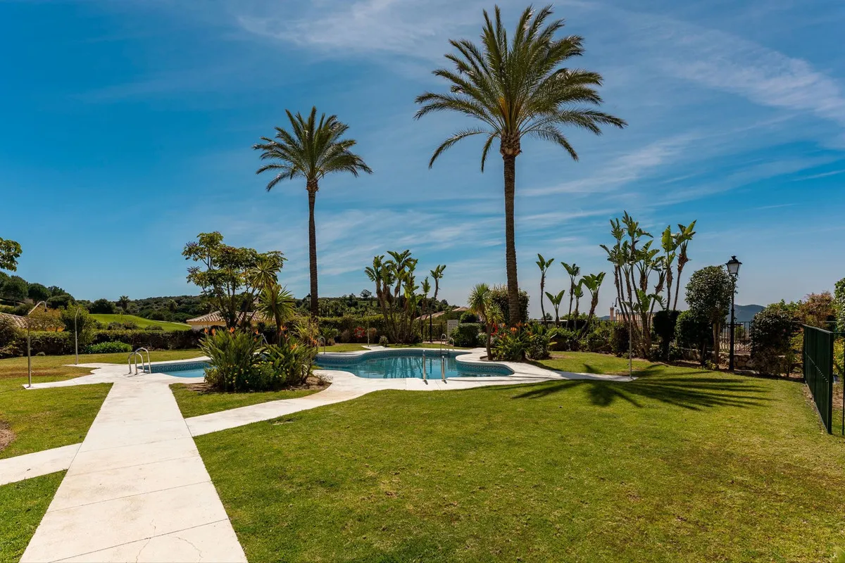 127d8be3-a2ec-414f-9628-17d3140438a1