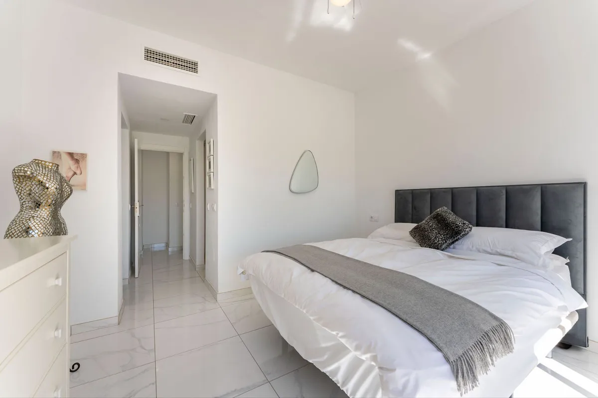 206d5cd6-9b6f-4f6b-9b44-1f06921e4a36