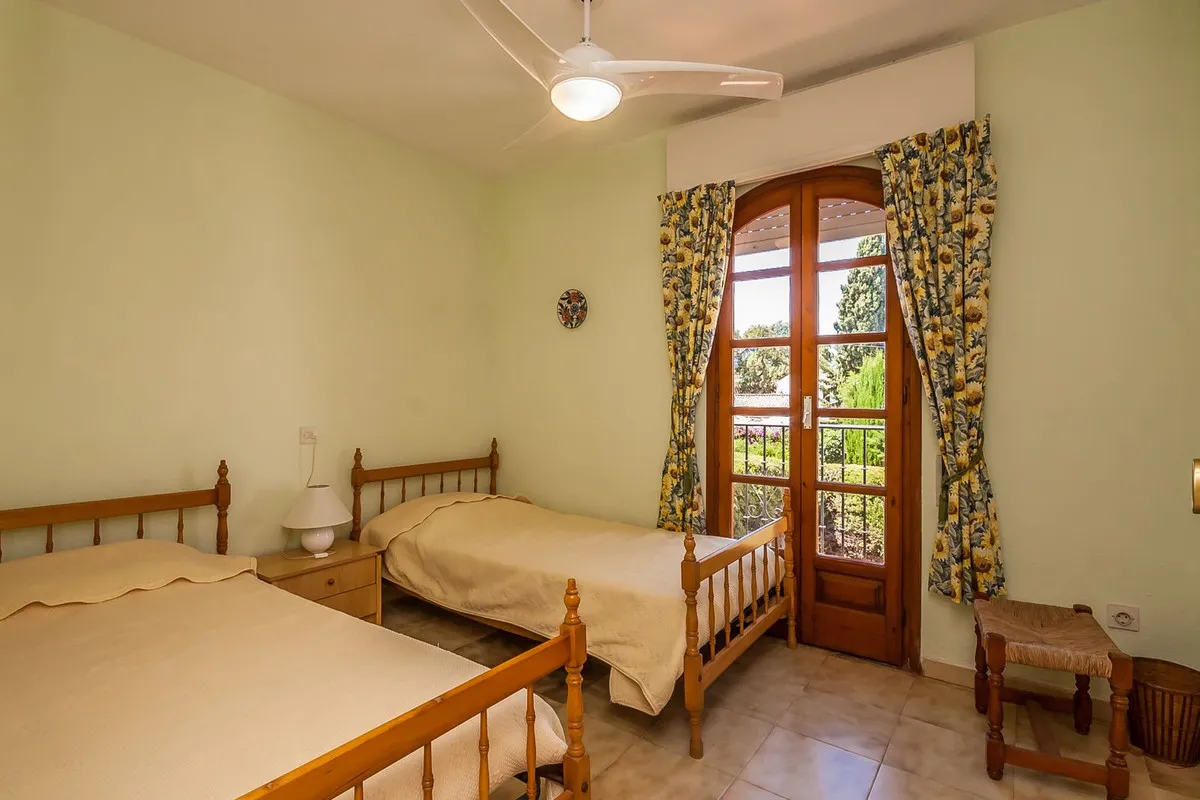 467df072-f0b4-40c4-8740-86b10e6b7977